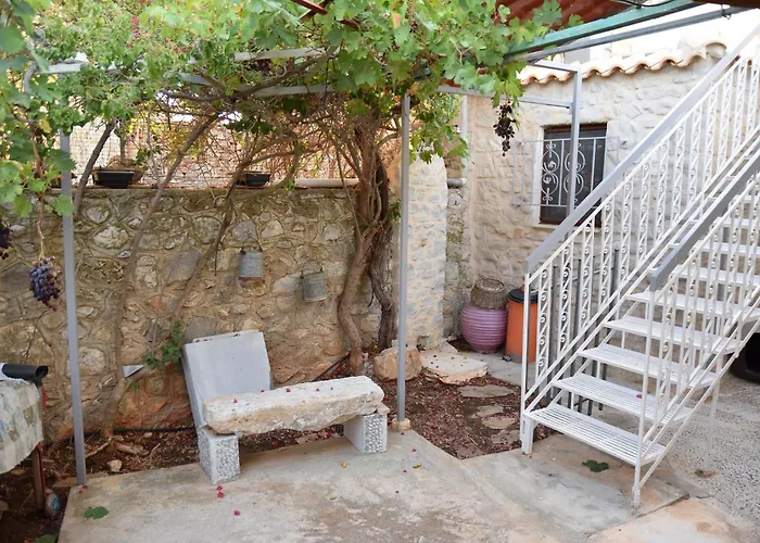 Medieval Castle Mani * Archia